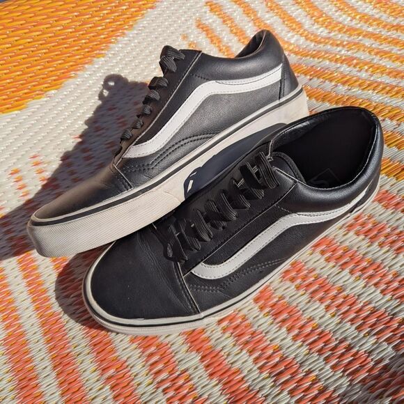 Vans Men's 9.5 old skool Black leather Trainers - Picture 7 of 8